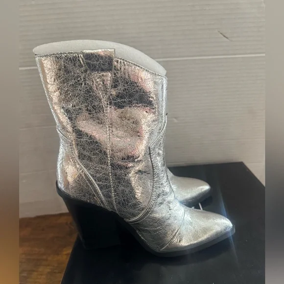 NEW DV Dolce Vita Womens NAZARETH silver Western Mid-Calf Boots size 5 - Picture 2 of 9
